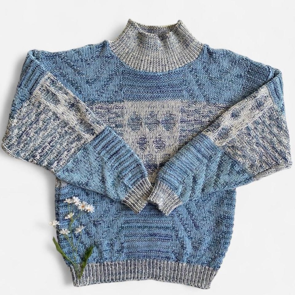 Vintage blue patterned turtleneck sweater